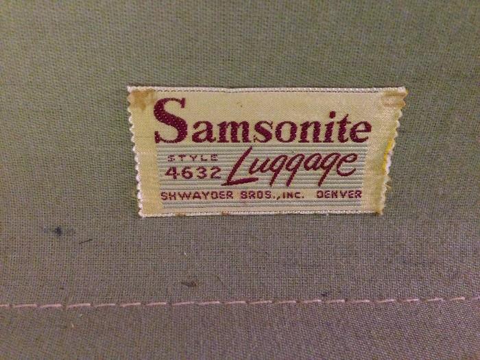 "Samsonite" tag