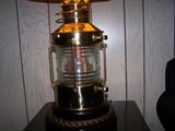 Blinking lower part of lamp.