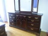 Ethan Allen Bedroom Set $650 all pieces