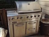 Kirkland 4 burner BBQ with Searing Burner