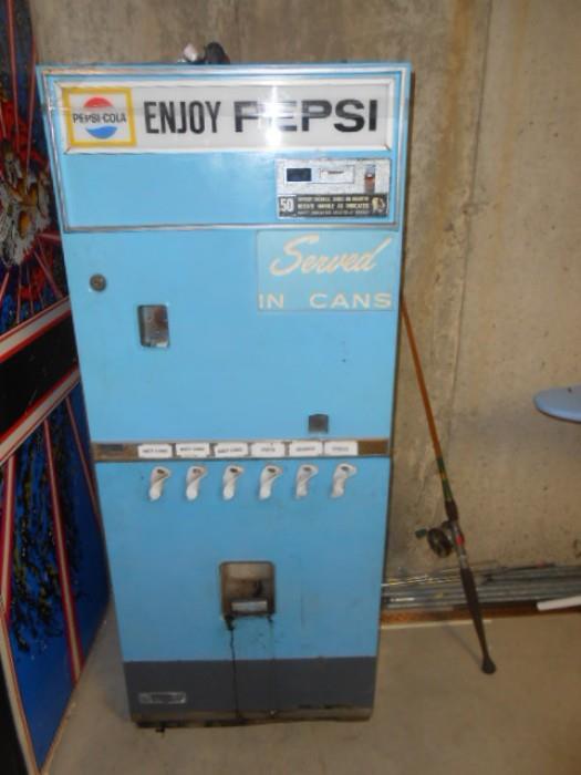THE VINTAGE PEPSI MACHINE FOR YOUR HOME