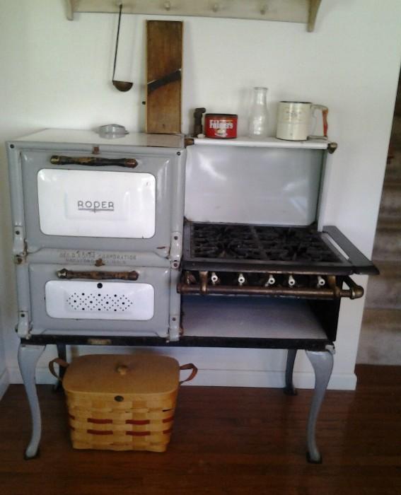 Antique Roper Stove #479L in Gray and White and in Great Condition