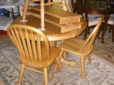 Oak Kitchen Table, 2 Leaves, 4 Chairs