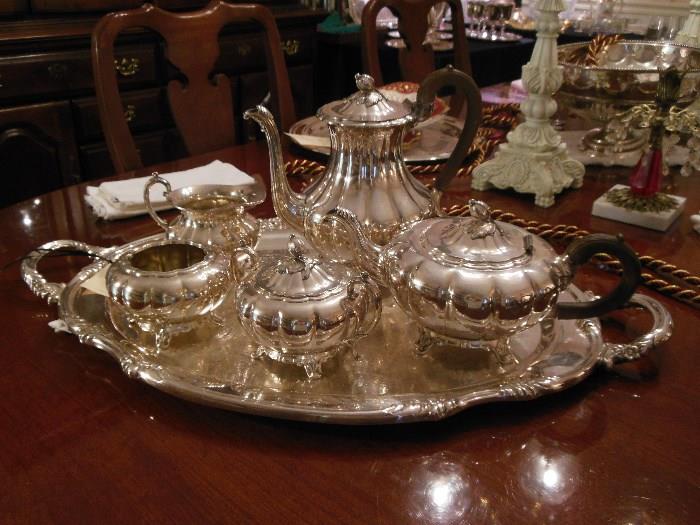 serving set is on consignment call for more information . This item is at a different location.