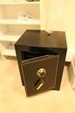 Like new safes 