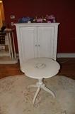 Ethan Allen kids dresser and table 