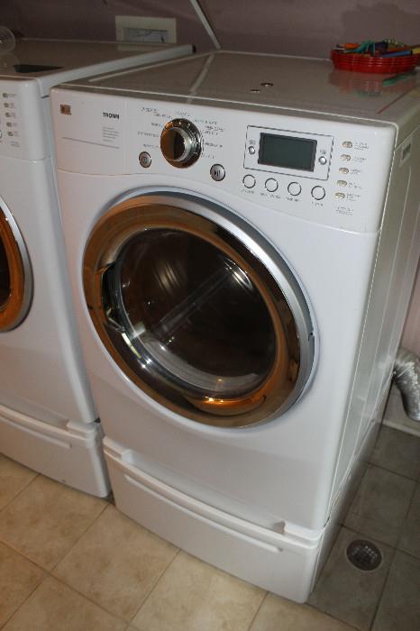 like new lg washer and dryer 