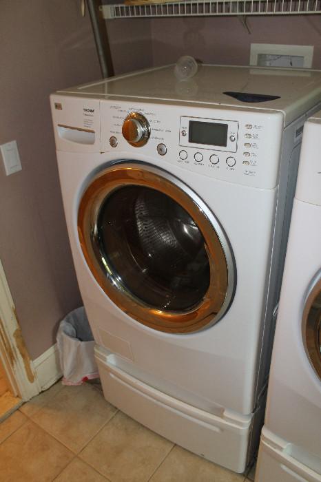 like new lg washer and dryer 