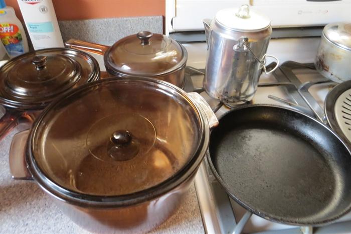 Lots of kitchen cookware, bakeware and more
