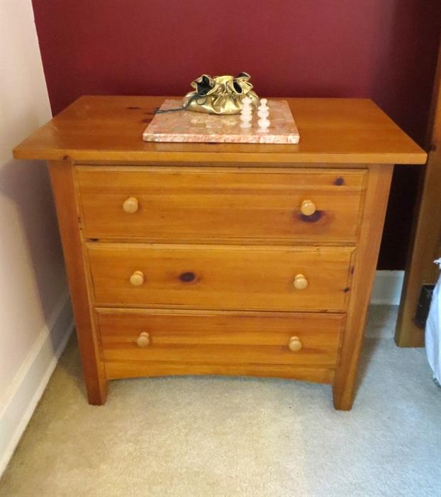 Mission style nightstand (matching bedroom set)