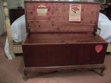 Lane cedar chest