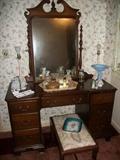 Mahogany vanity dresser and bench