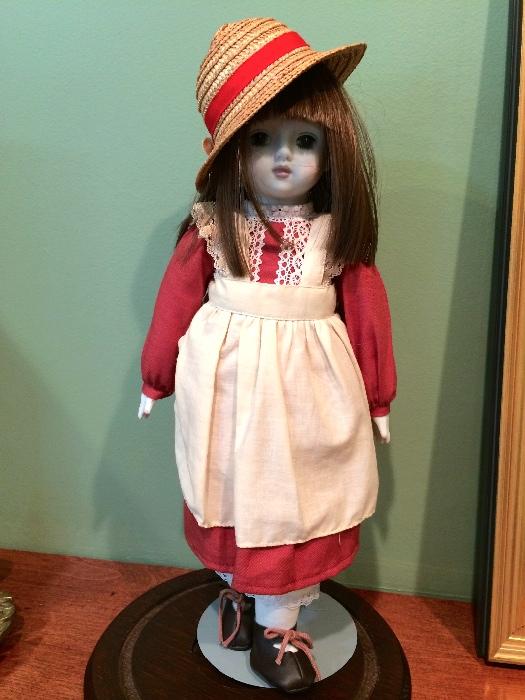 Early 1950's wind-up doll (Musical)