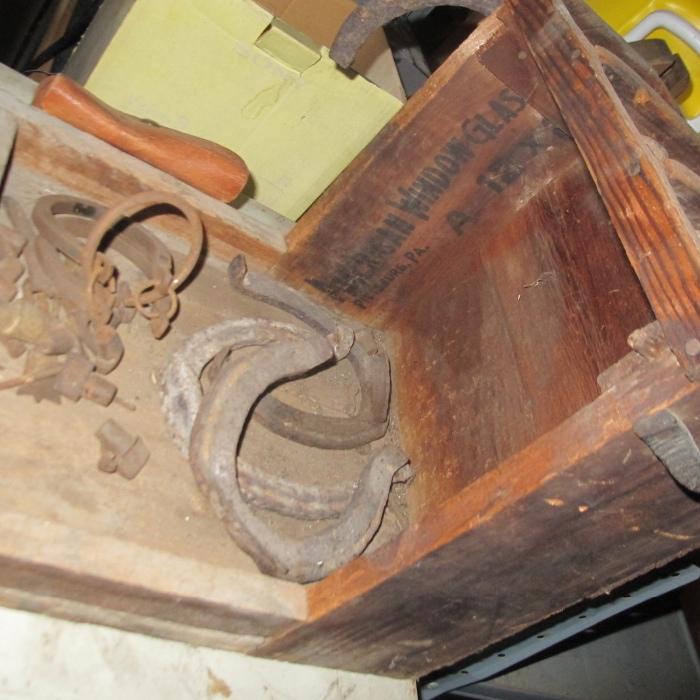 ANTIQUE PRIMITIVE HORSESHOE BOX MADE OUT OF ANTIQUE CRATE