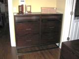 AMERICAN SIGNATURE MEDIA CENTER