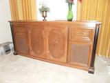 Magnavox stereo in cabinet