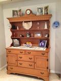 Pine hutch