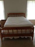 Full size Pine bed