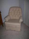 Broyhill Petite Swivel Rocker like new!