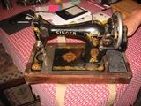 Hand crank singer sewing machine