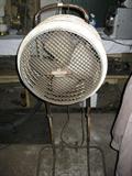 VINTAGE SHOP FAN ... WORKS FINE