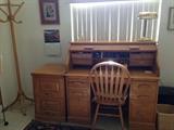 winners roll top desk oak