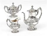 Lot 1005:  3 PIECE FRANCIS I STERLING TEA SET: 3 pieces in the Francis I pattern by Reed & Barton to include 1) Teapot with hinged lid, 10 3/4'' x 10 1/2''. 2) Open creamer, 5 3/4'' h. x 6''. 3) Covered sugar, 6 1/2'' h. x 8 1/2''. Approx. 85.5 Est. $3000/5000**
CONDITION: Minor signs of use.