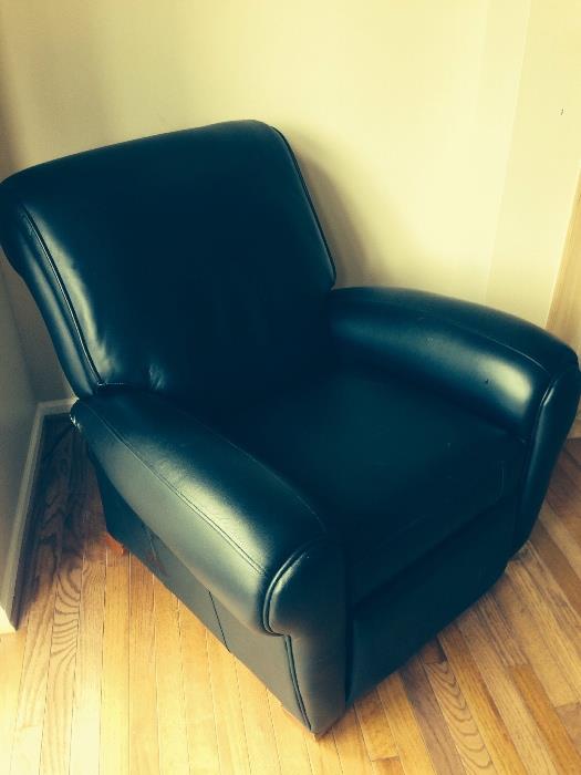 Black leather recliner lounge chair