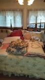 Queen Bed Set- Bed Set