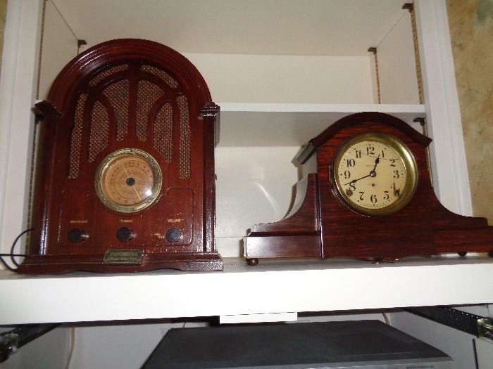 couple of mantle clocks, we also have wall clocks