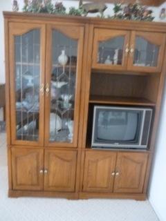 China cabinet/wall unit