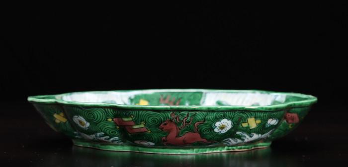 Lot 71:  Chinese Porcelain Bowl

