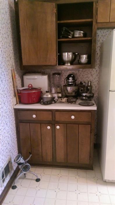 Kitchen Aid Mixer - Bread Maker - Red Crock Pot
