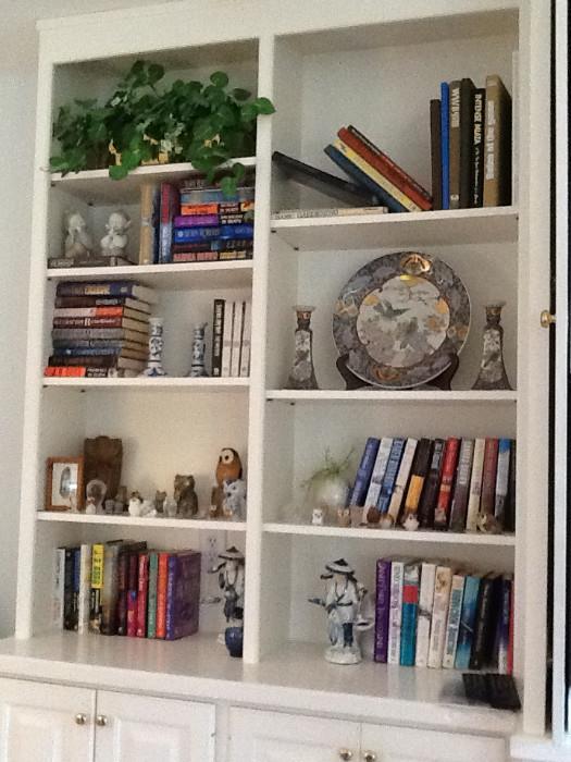 Books (mainly contemporary fiction), along with pottery & ceramic items