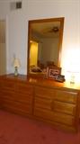 Thomasville Dresser w/Mirror