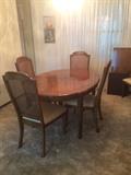 Dining room table with 6 chairs