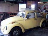 1975 VW YELLOW BUG