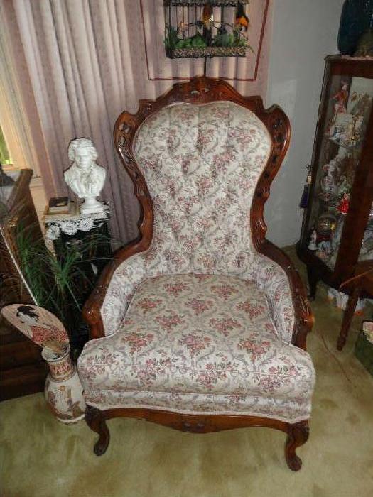 Nice 1920's antique chair