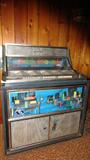SEEBURG DISCOTHEQUE JUKEBOX
made from August 1965 to July 1966. Only 8000 made. Working order.