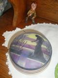 glass art deco powder holder with fancy powder puff