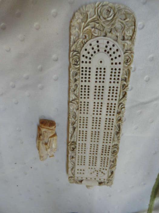 ivory cribbadge board