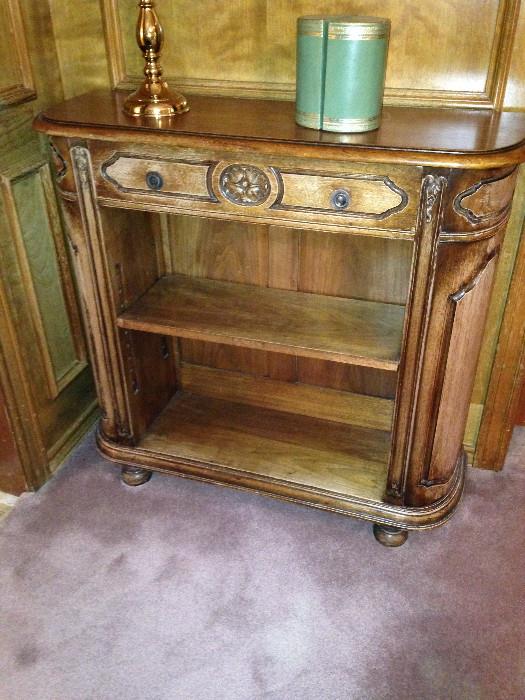 Very fine antique oak hall table
