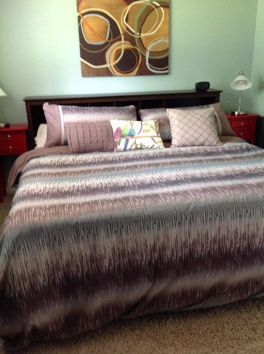 King size bed and bedding, headboard