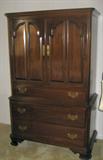 Ethan Allen Gentleman's Chest
Cherry