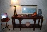 Sofa table/lamps/pottery