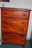 Cute chest of drawers