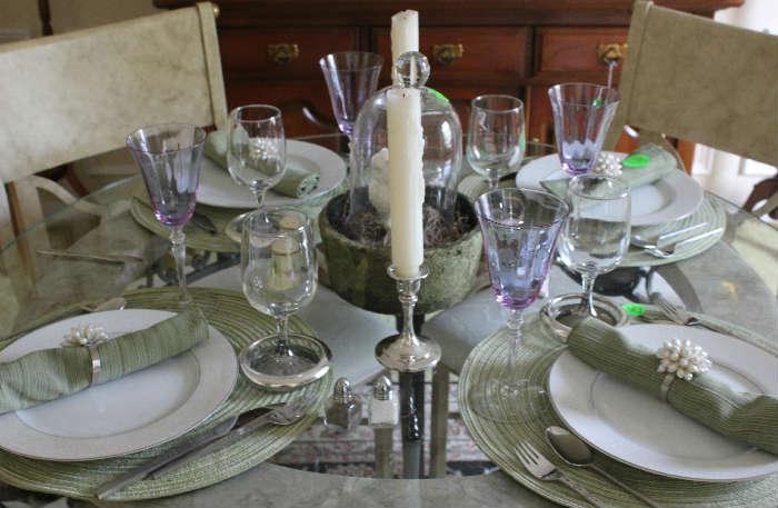 China by Kristina Collection, "Satin Song" pattern with crystal wine glasses and water glasses.