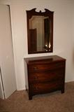 Henredon 3 Drawer Dresser & Mirror