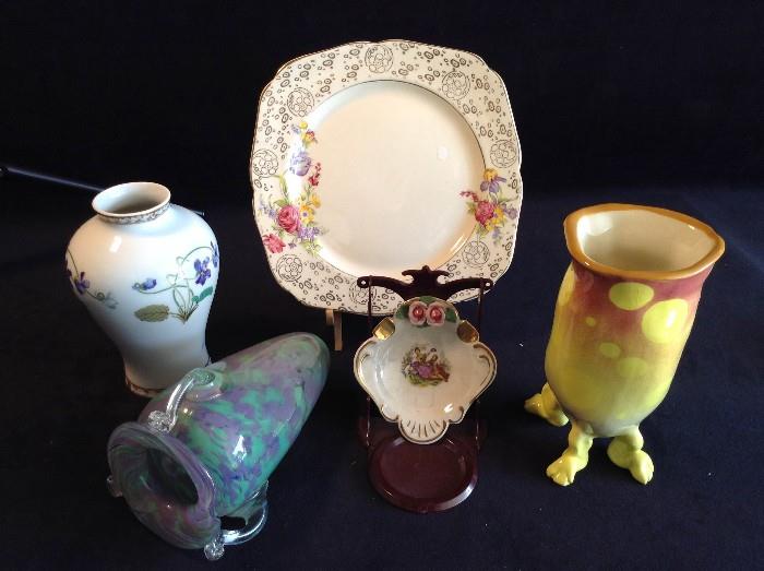 Assorted glass and ceramic items