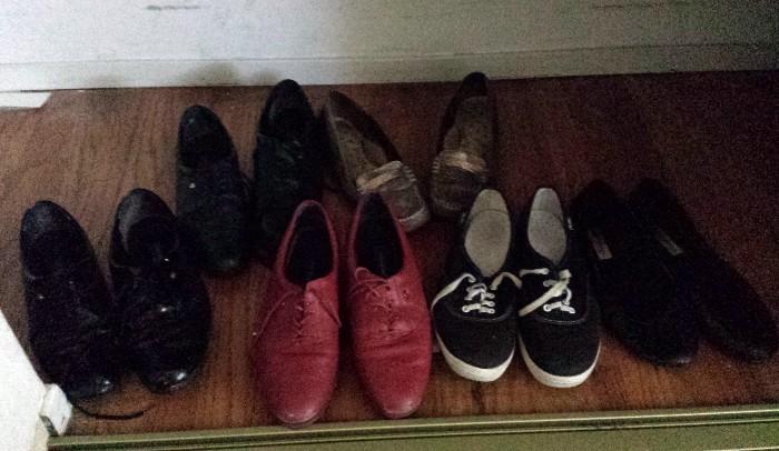 Assorted shoes for women. 